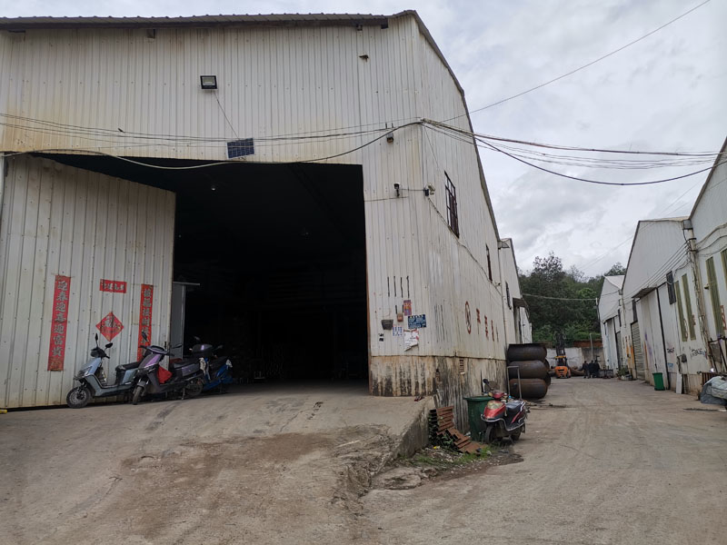 倉(cāng)庫(kù)一角